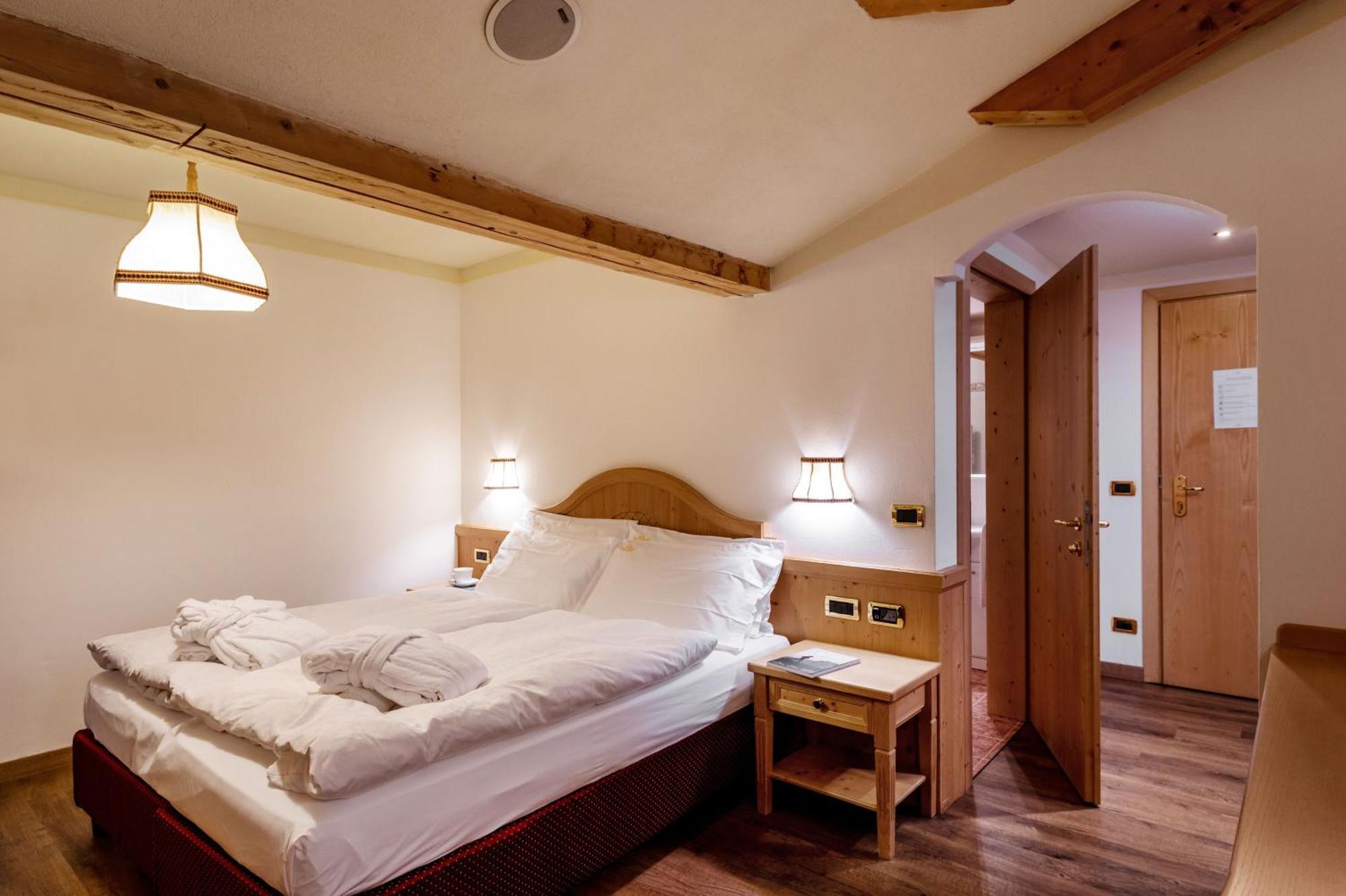 Hotel Terme Antico Bagno Pozza di Fassa Rom bilde