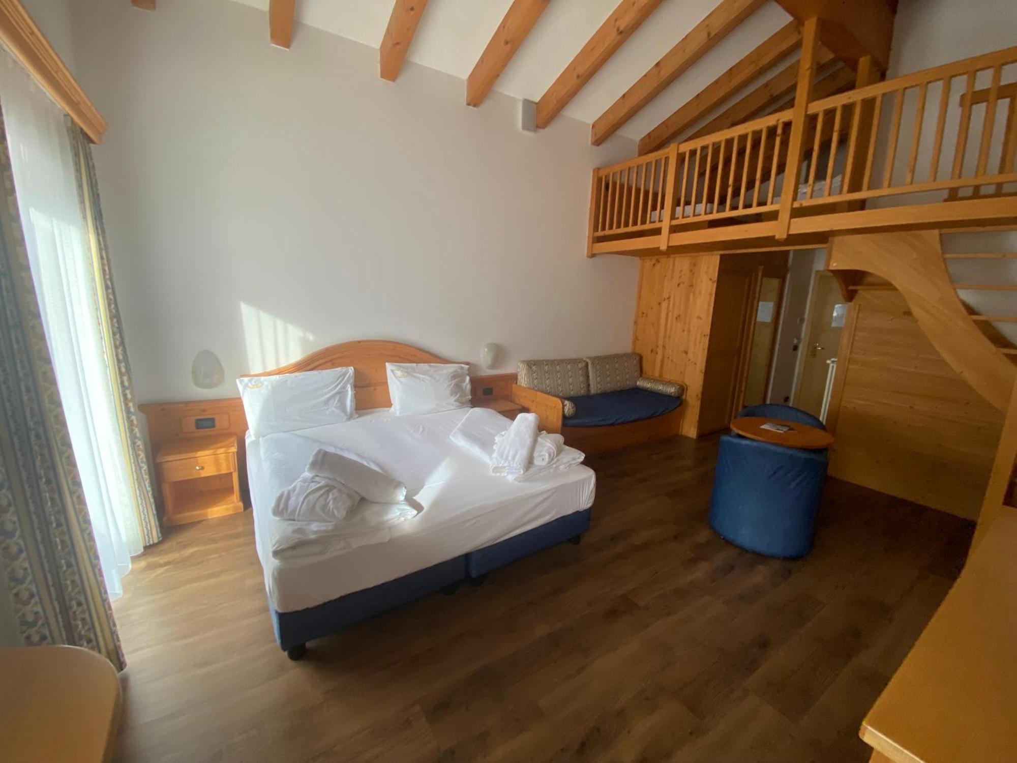 Hotel Terme Antico Bagno Pozza di Fassa Rom bilde